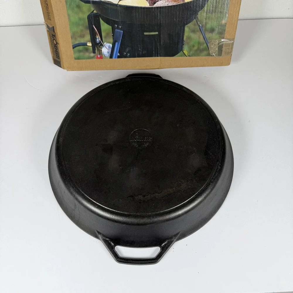 Lodge 17-Inch Cast Iron Skillet 17SK Dual Handle Pre-Seasoned USA Made